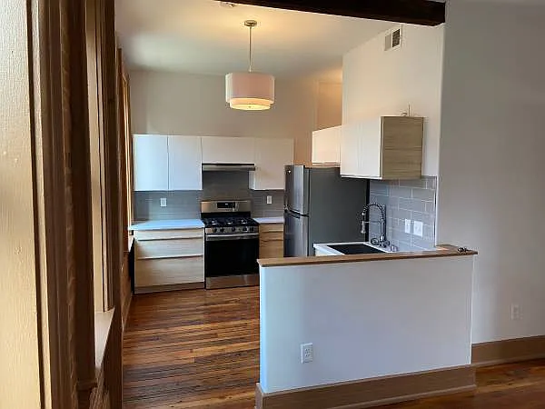 1704 Campbell St #2 — Photo 1