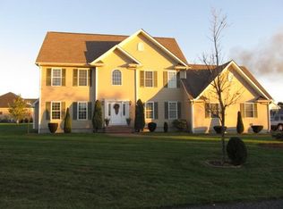 31 Aubin St, Seekonk, MA 02771