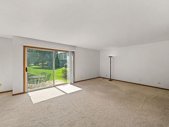 4th image of 4600 Burnham Dr