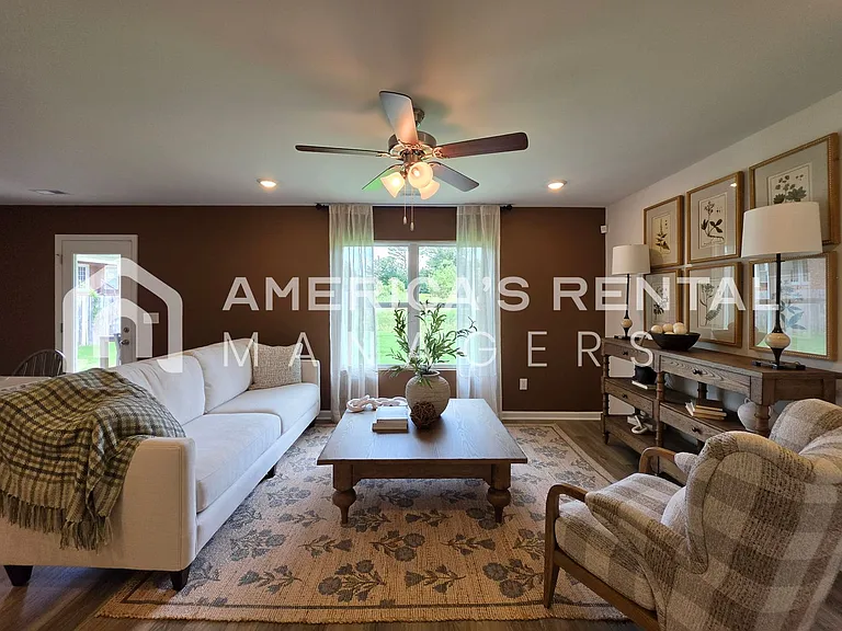 103 Jonboy Ave — Photo 23