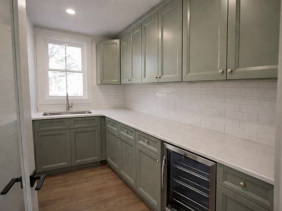 5th image of 10 Popes Ln