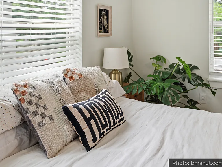 321 N Xenophon Ave — Photo 41