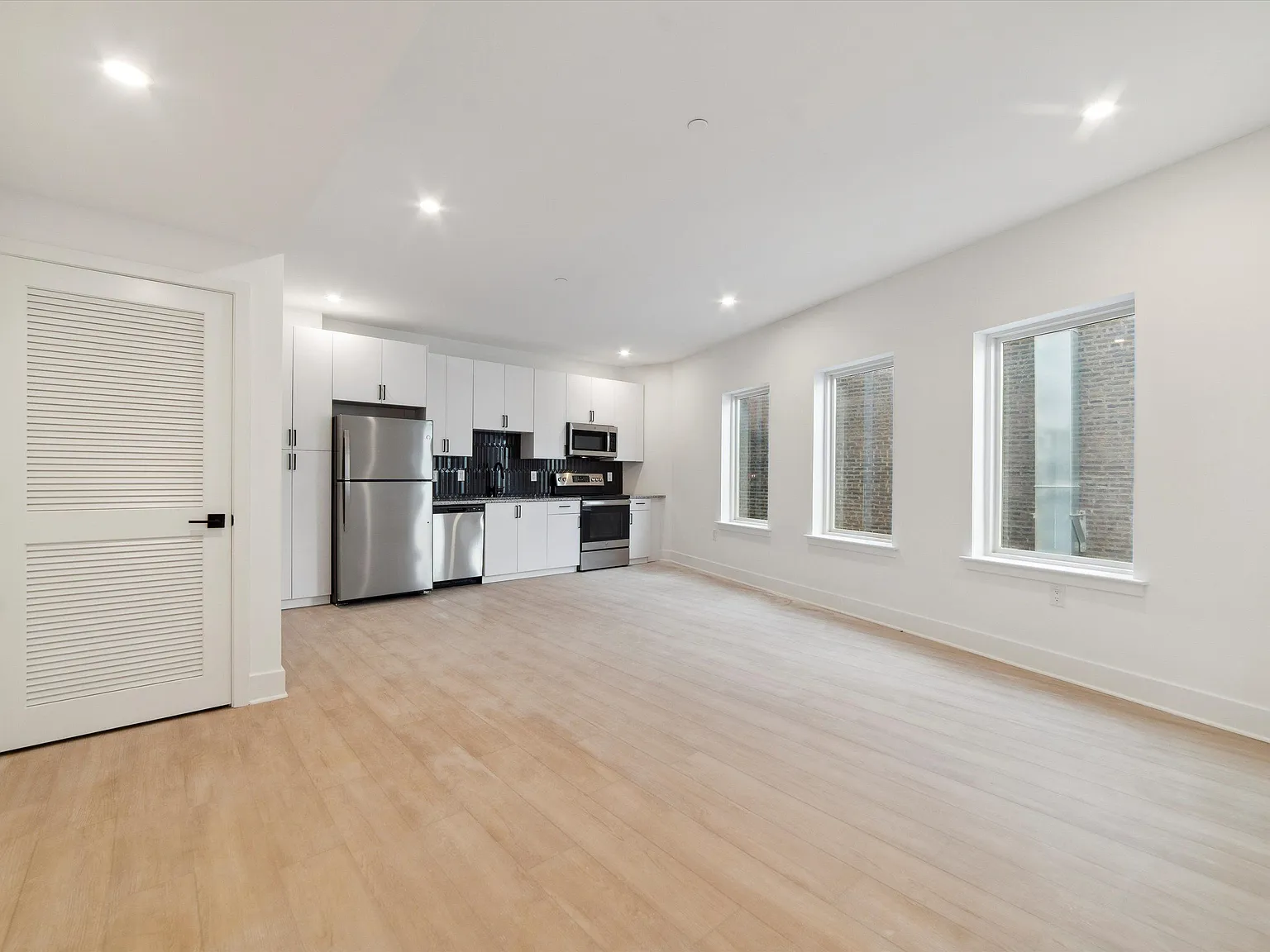 1 bed, 607 sqft, $1,680 — Photo 1