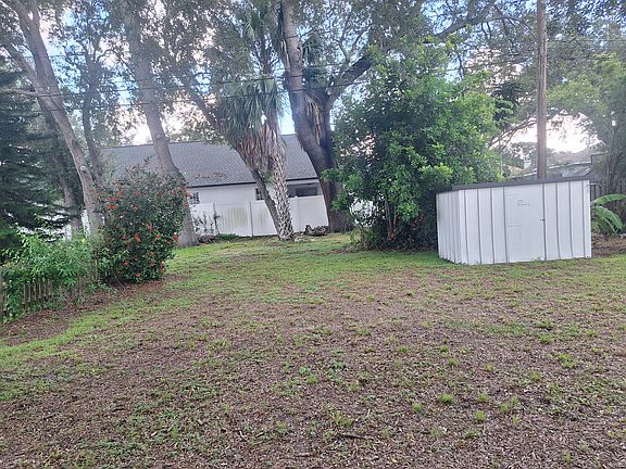 4th image of 6827 Livingston Ave N