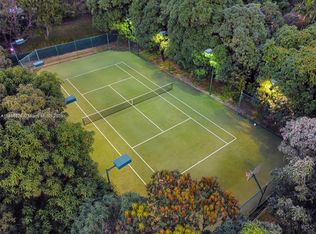 7335 SW 104th St, Pinecrest, FL 33156