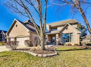 1297 Prestwick Ln, Itasca, IL 60143