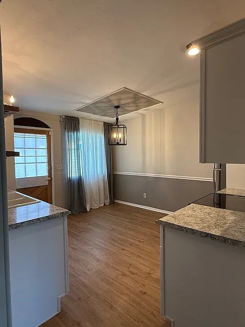 2 bed, 885 sqft, $1,450 — Photo 3