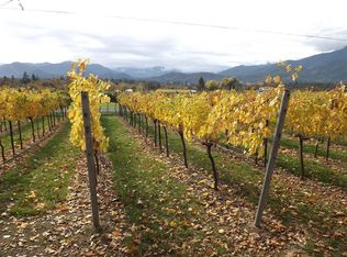 578 Missouri Flat Rd, Grants Pass, OR 97527