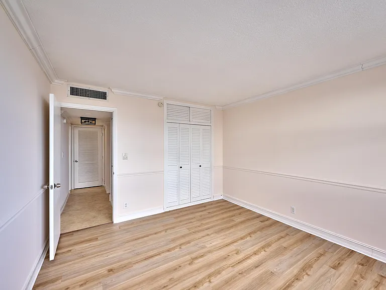 305 N Pompano Beach Blvd #1204 — Photo 22