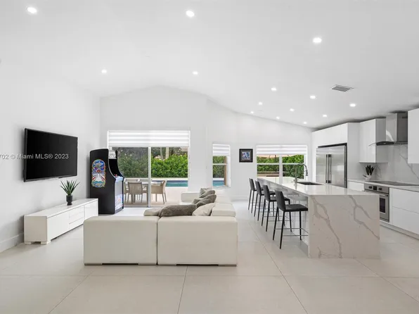 4010 Turquoise Trl, Weston, FL 33331