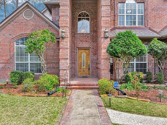 5th image of 1803 Live Oak Ln