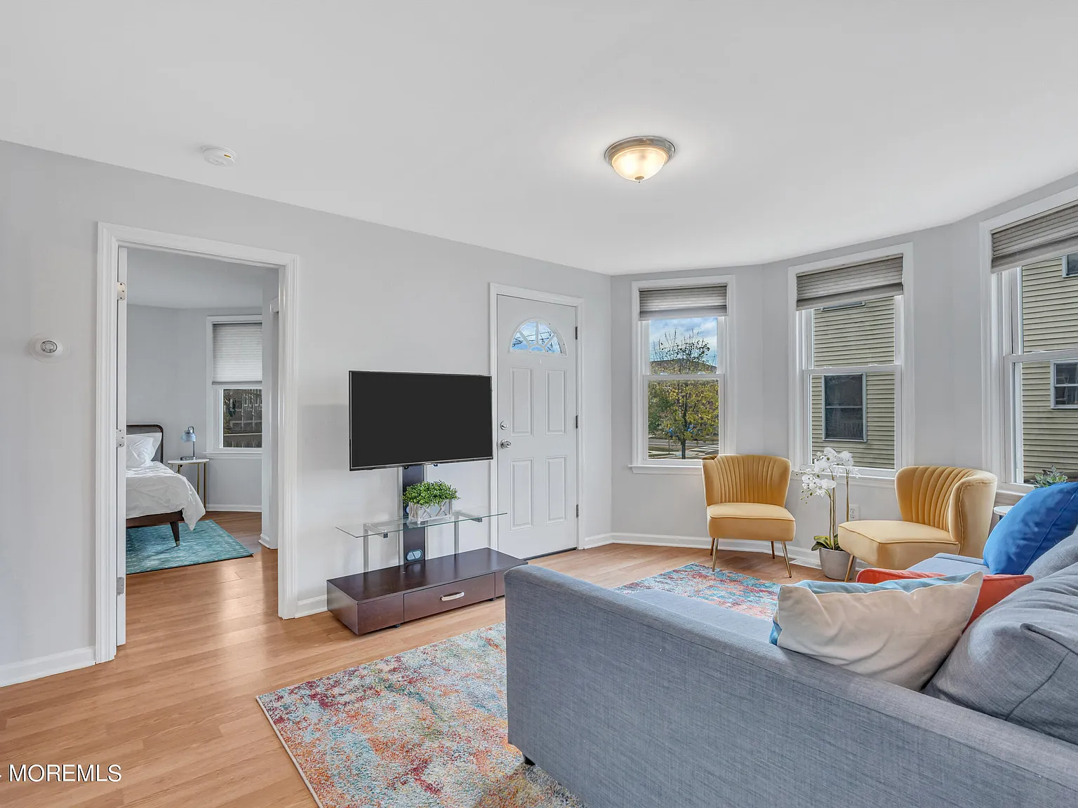 2 bed, 1899 sqft, $2,400 — Photo 2
