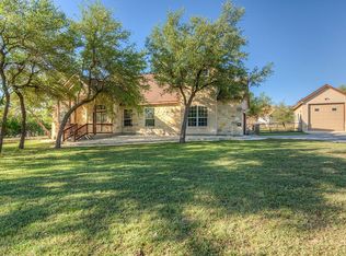 531 Flightline Dr, Spring Branch, TX 78070