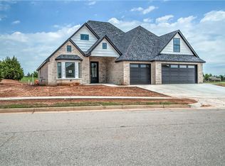 19900 Stratmore Way, Edmond, OK 73012