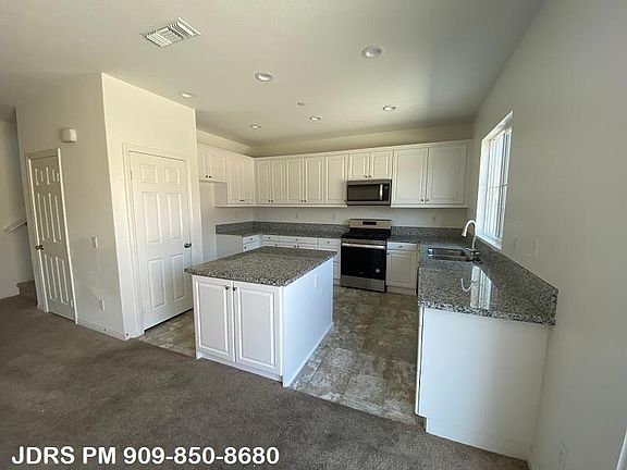 2nd image of 3411 Orange Blossom Ln