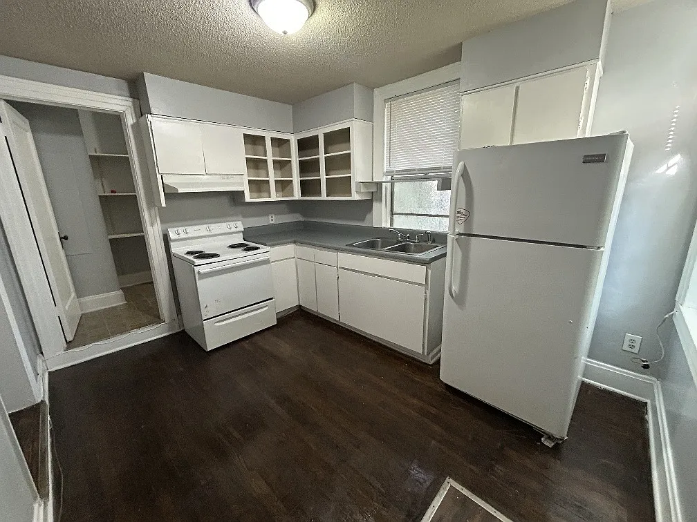 1 bed, 825 sqft, $925 — Photo 4
