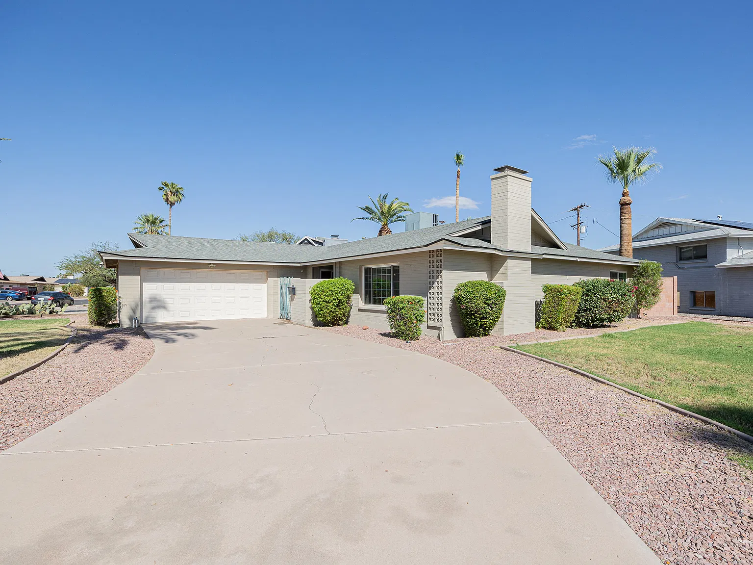 204 E Carter Dr, Tempe Az — Photo 2