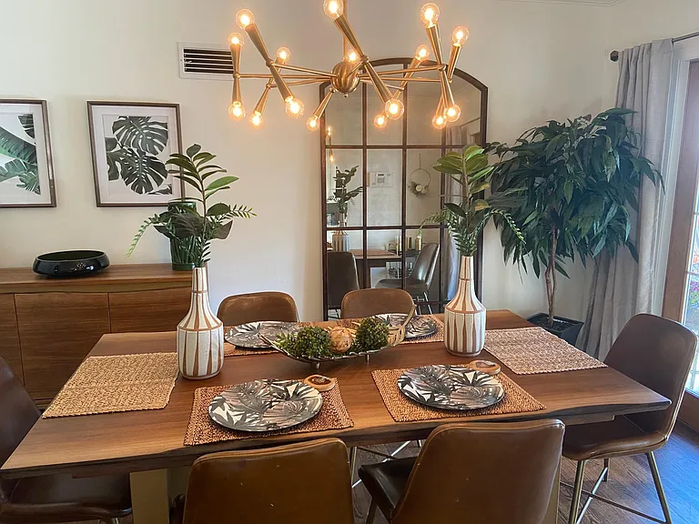 247 N Parkwood Ln — Photo 12
