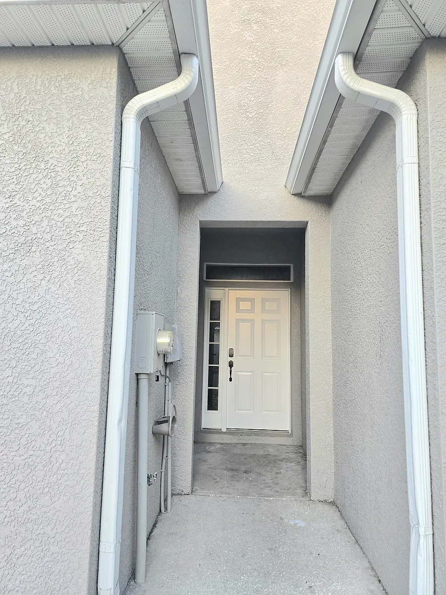 Building Photo - 13241 Opal Ct