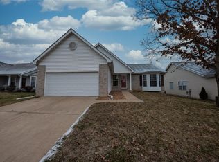 16372 Hampden Pl, Florissant, MO