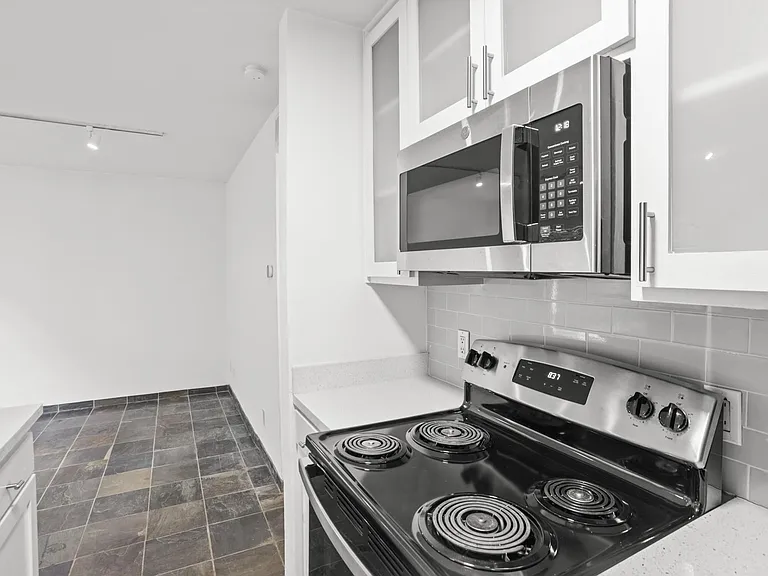 3602 Garrott St #16 — Photo 12