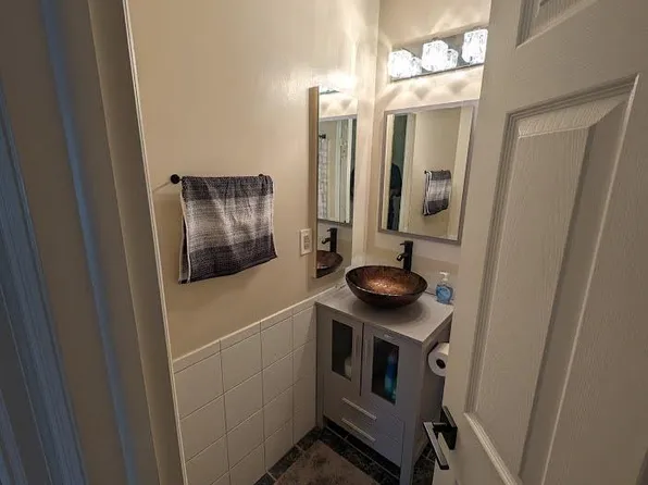 806 Stratford Way #L, Frederick, MD 21701