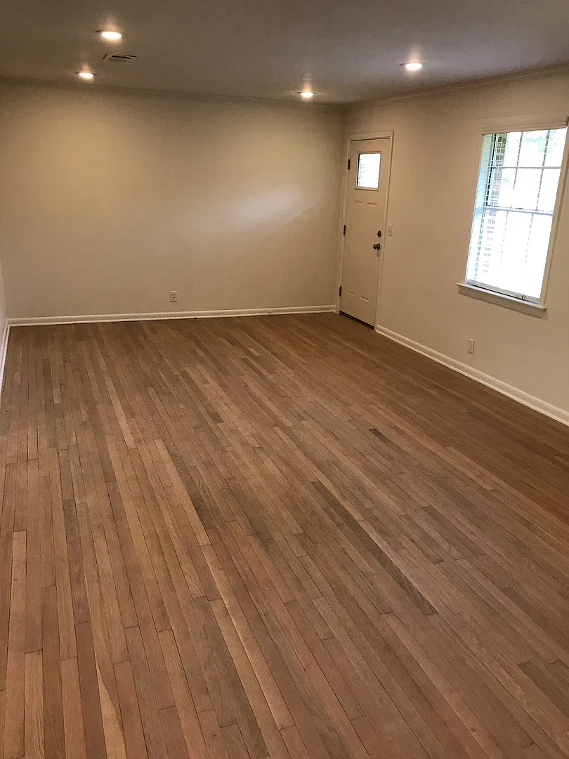 Beautiful home in quiet neighborhood — Photo 4