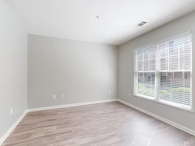 14 North — Photo 92