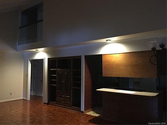 5th image of 3527 Niblick Ct