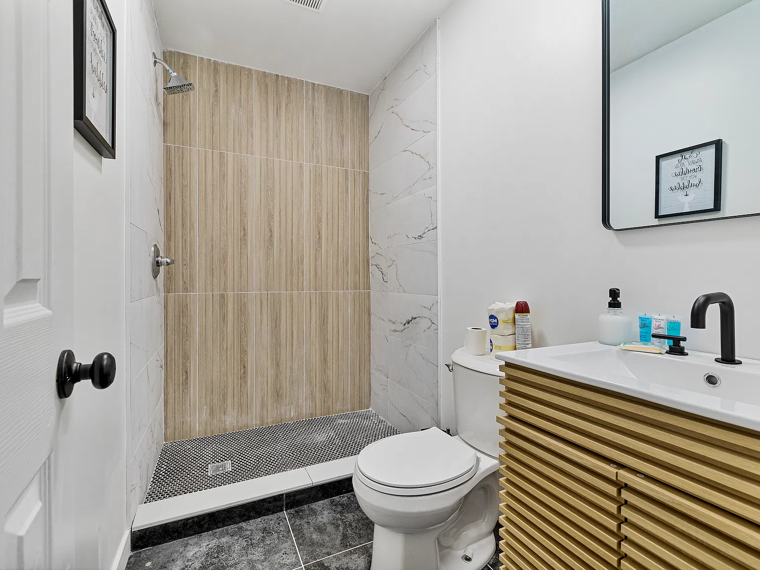 56 Linden Ave — Photo 2