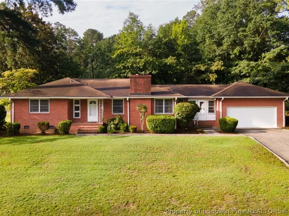 423 McPhee Dr, Fayetteville, NC 28305