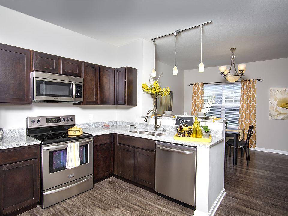 1st image of 7111 Vedder Pl #536