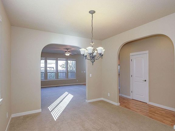 4th image of 6387 NE Meadowgate Ct