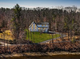 137 River Rd, West Newbury, MA 01985