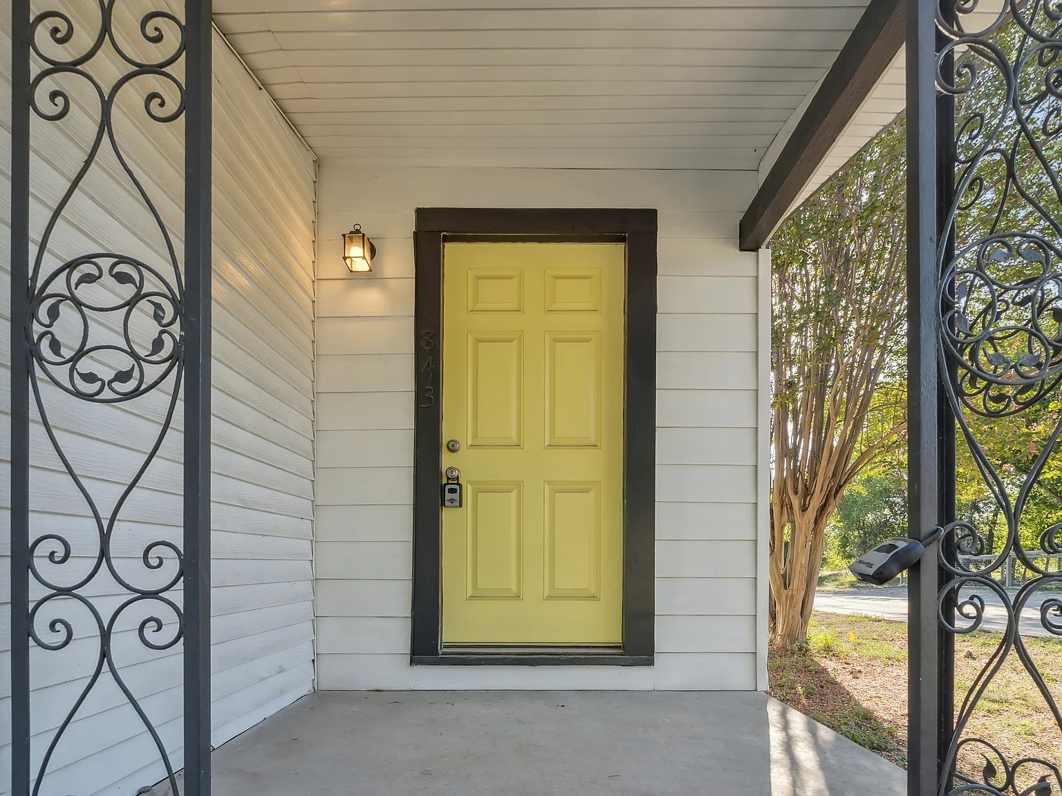 4 bed, 1939 sqft, $1,900 — Photo 4