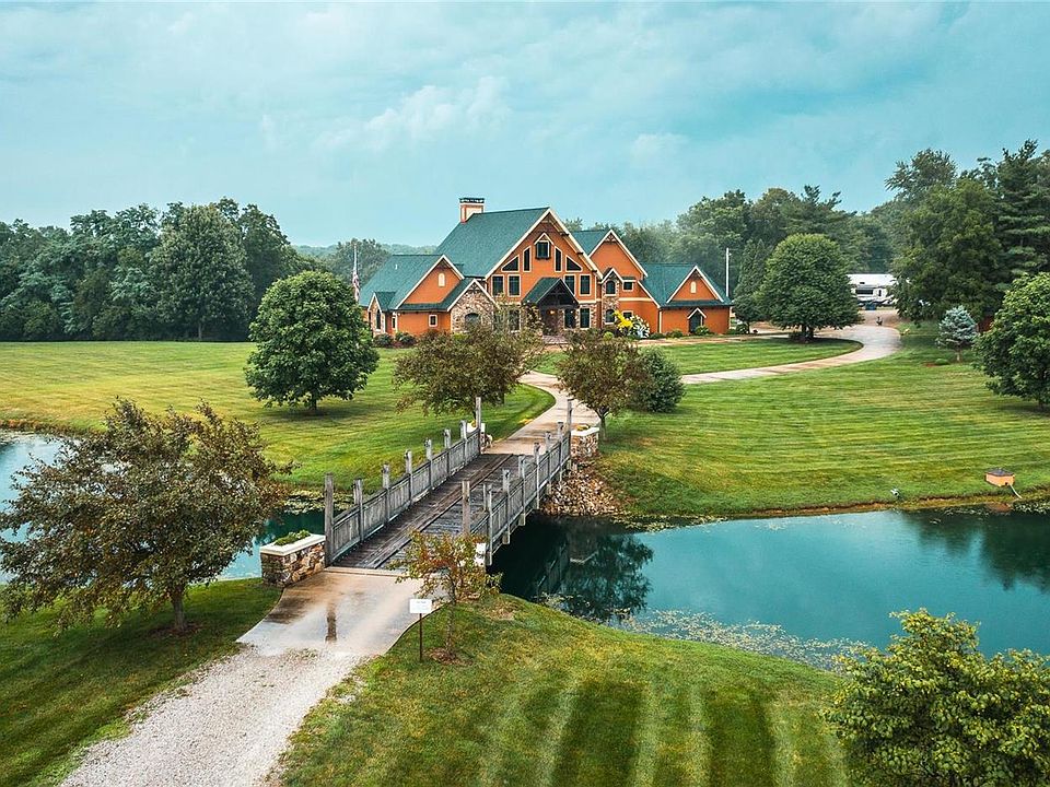 702 Seiler Rd, Godfrey, IL 62035 Zillow