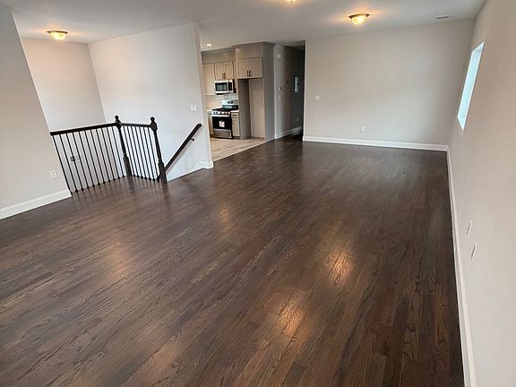 2nd image of 19 Vulcan St Floor 3