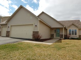 218 Adam Cir, Carver, MN 55315