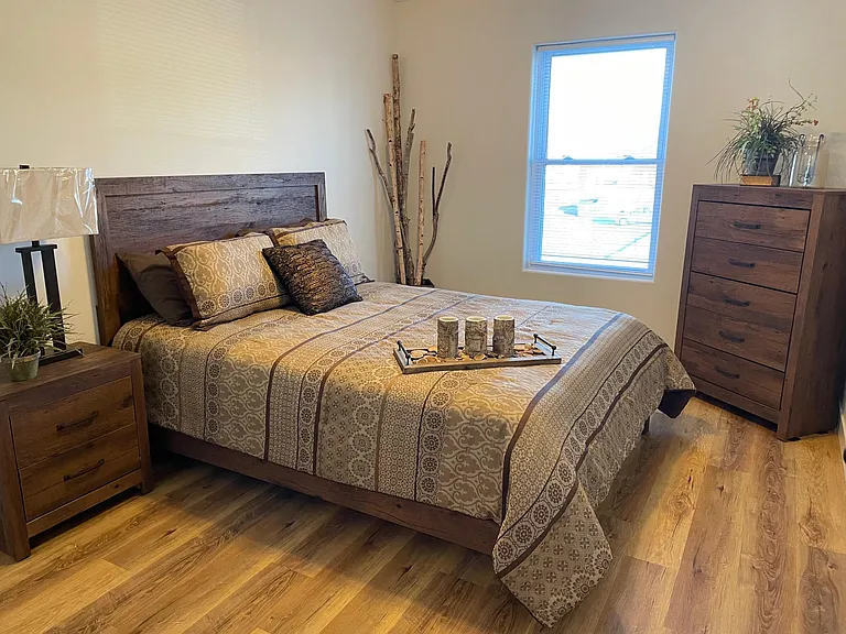 1915 S Maple Tree Ln #1 — Photo 11