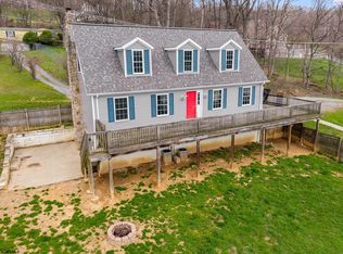 29 Morgan Hill Rd, Morgantown, WV 26508