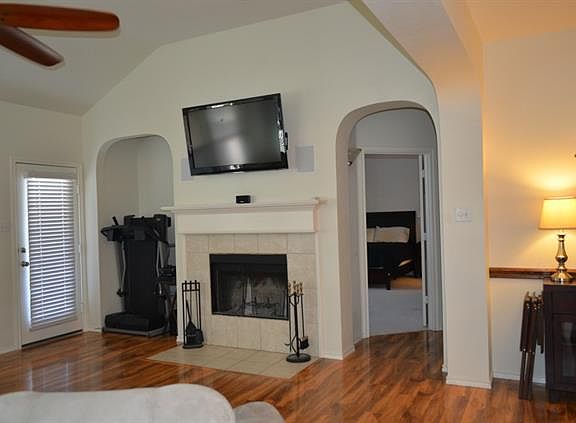 5th image of 5012 Valleyside Dr
