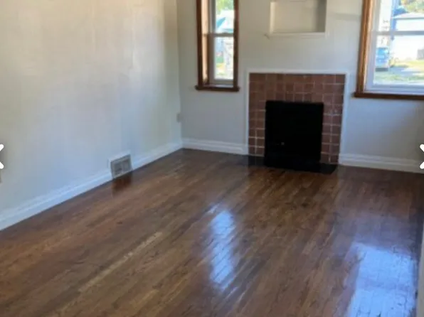 88 Riverside Dr APT 4, South Charleston, WV 25303