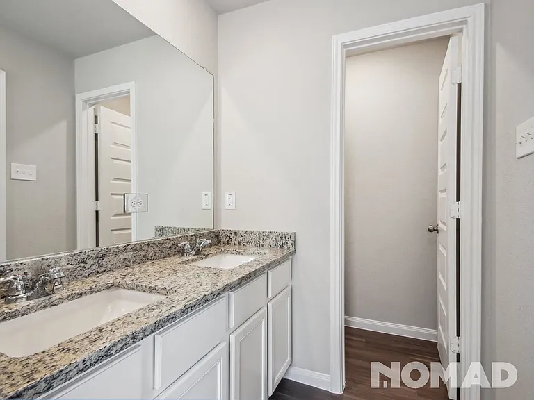 1401 Mount Blanc Path — Photo 23
