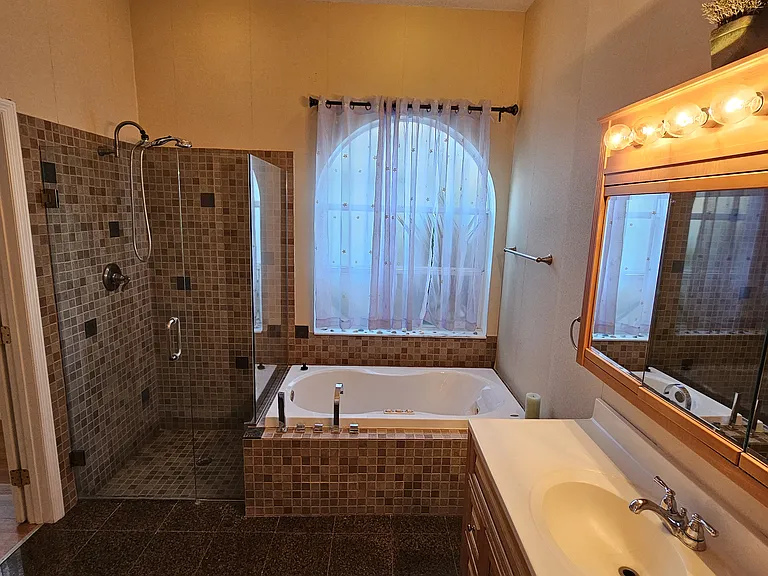12634 Ringwood Ave — Photo 12