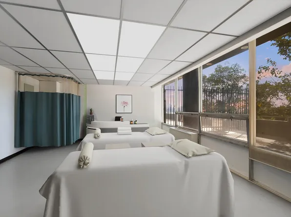 6050 Blvd East image 14 of 33