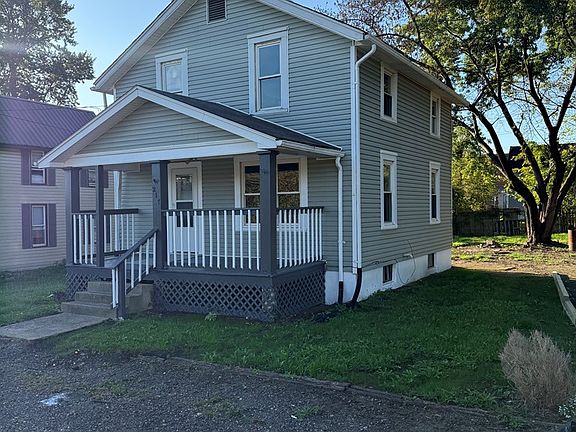 4th image of 217 Crestline Ave