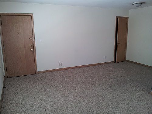 4th image of 717 E Henry Clay St #11529460