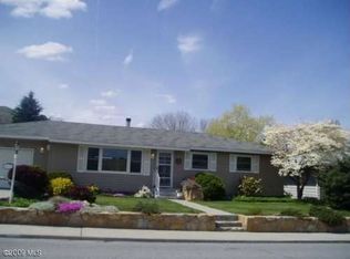 1122 Linwood Ave, Wenatchee, WA 98801