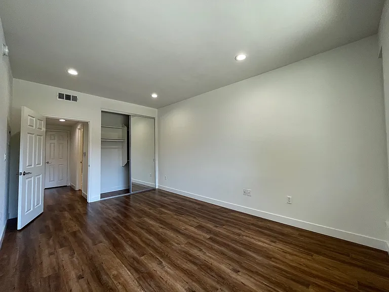 4105 Tujunga Ave #3 — Photo 11