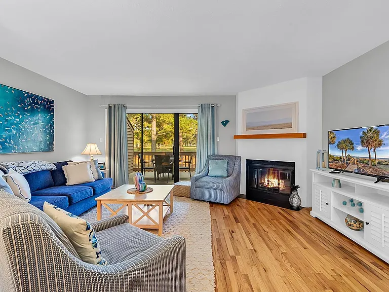 4000 Fairway Lakes Dr — Photo 16